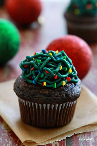 Tangled-Christmas-Lights